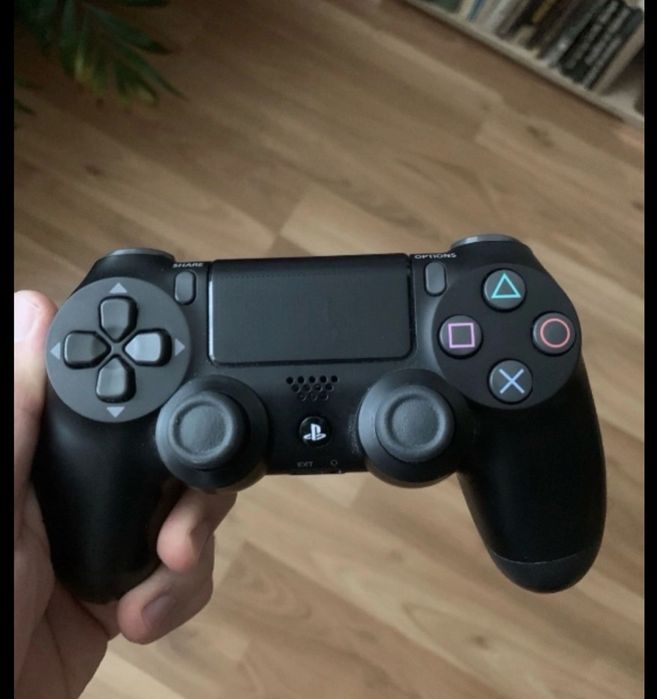 Playstation 4 slim 1tb