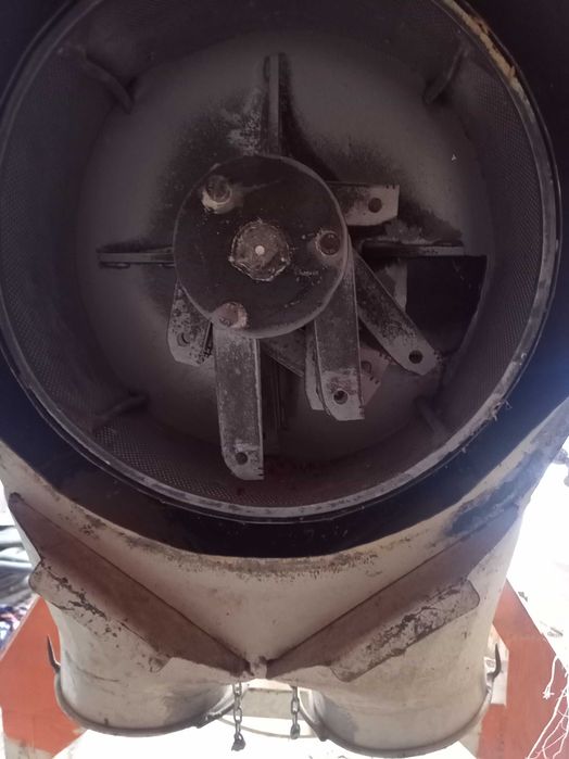 Moară cereale la cardan