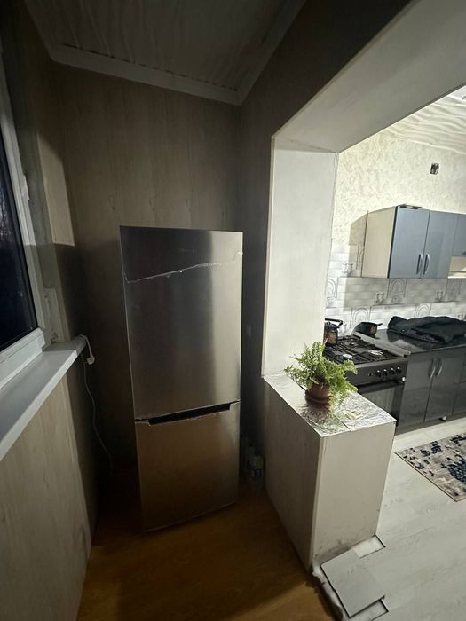 Kvartira sotiladi 1xona 2xona qilingan kv katta uylardan