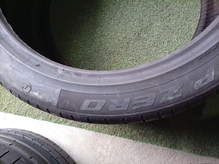 325 35 22 Pirelli o bucată