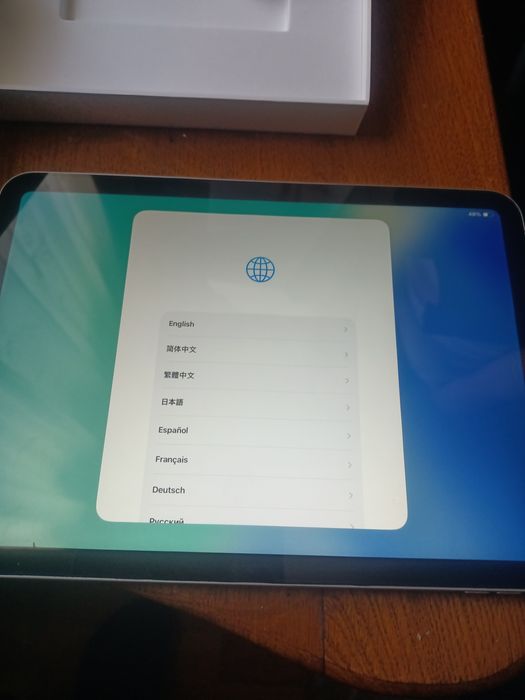 iPad 10, 256 GB, folosit rar, circa 1,5 ani,