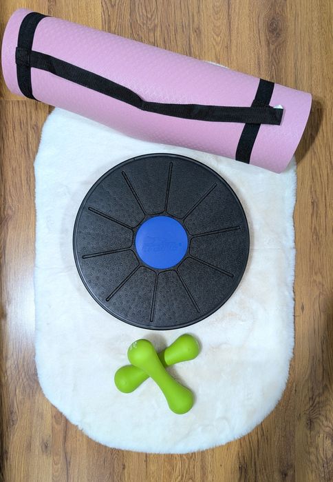 Set fitness acasă -gantere + balance board ,Impecabil