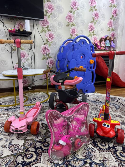 Самокат,ролики, парта,велик