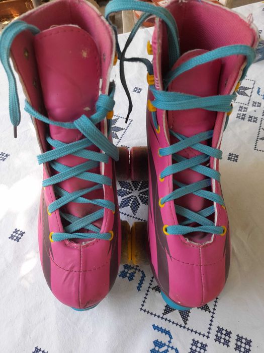 Role  Soy Luna cu 4 roti