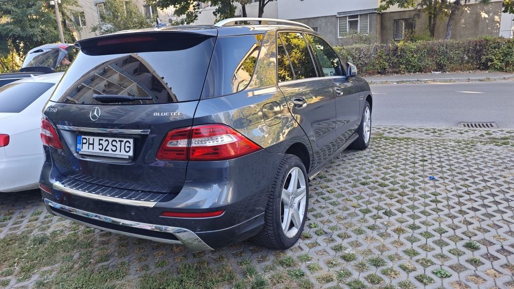 MERCEDES-BENZ ML-Class 2012 — imagine 3