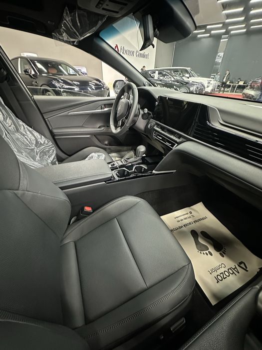 Tayota Camry limited 2025 Japan