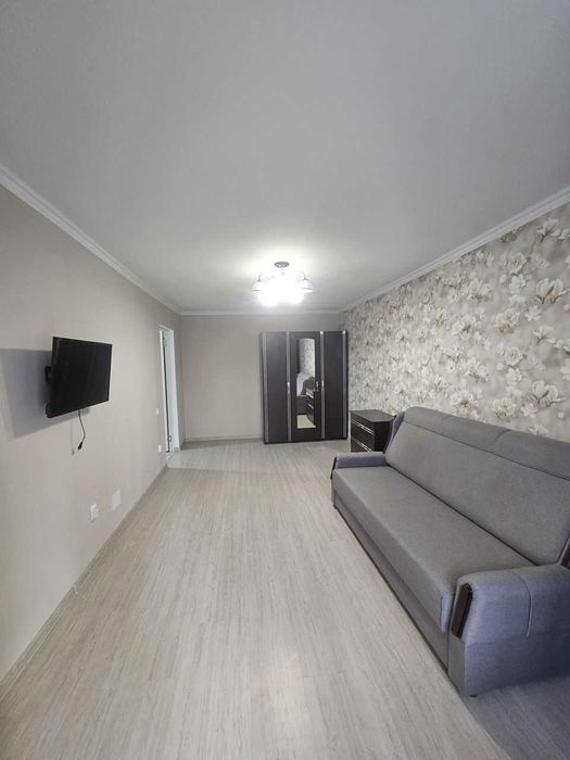 Дава се под наем Двустаен апартамент в София, Младост 2 - 67 кв.м за 425 € - Снимка #2