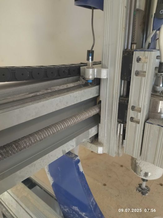 Фрезерный станок с ЧПУ