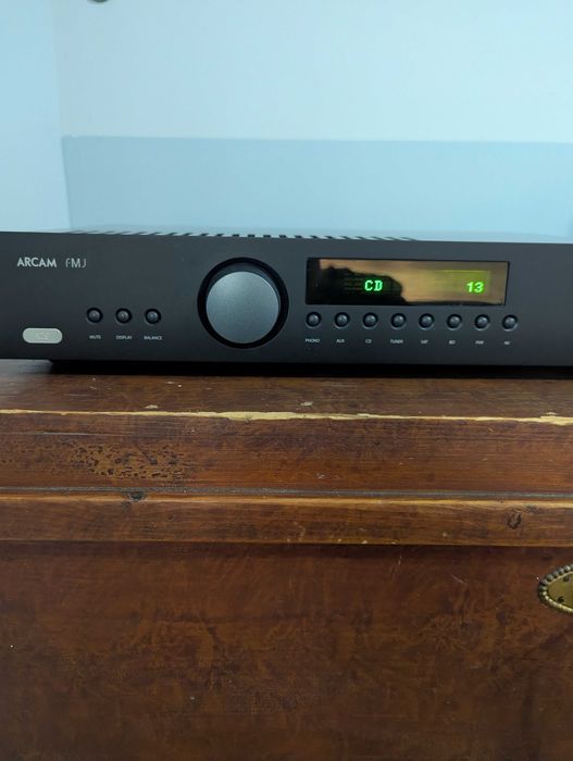 Усилвател Arcam FMJ A29, отлично състояние