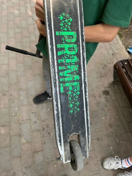 Продам трюковой самокат