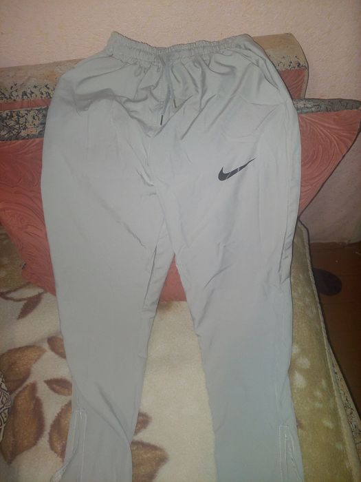 Продам трико Nike