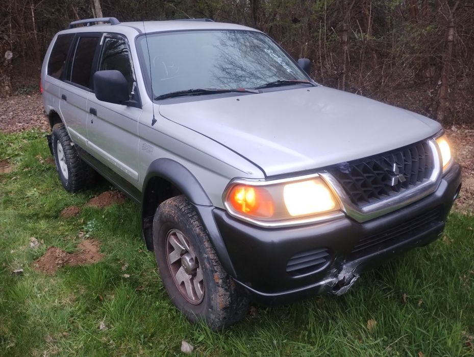 Mitsubishi pajero sport 3.5V6 3.0V6