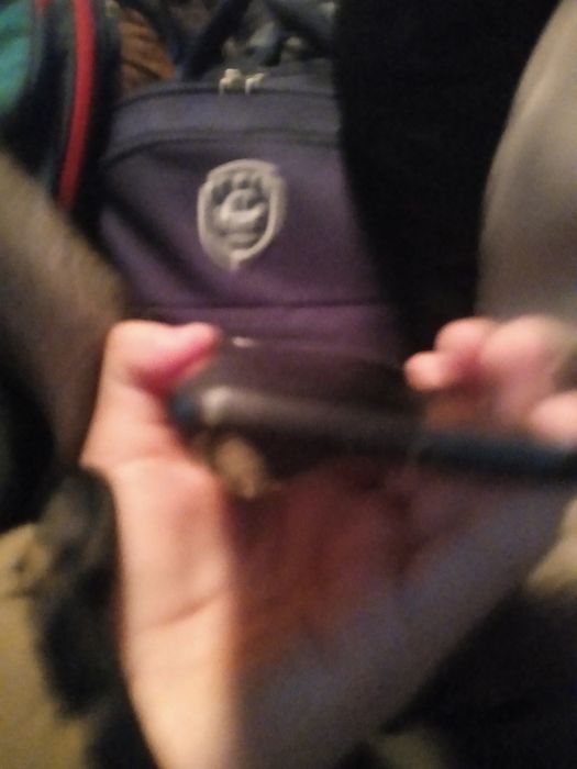 Продам айфон 7с срочно