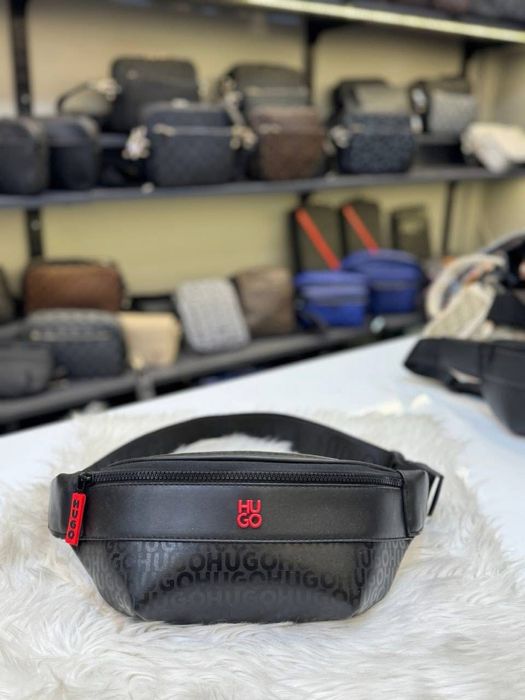 Мъжка Чанта Hugo / Calvin Klein / Hugo Boss / Паласка Налични