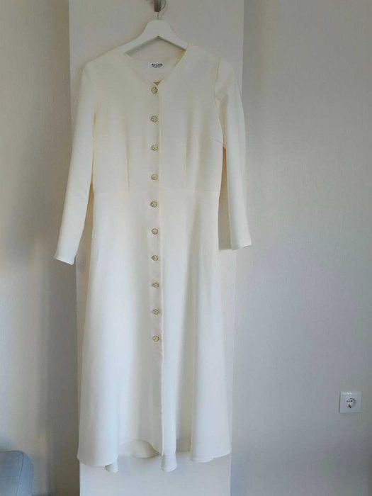 Базовое платье А силуэта.