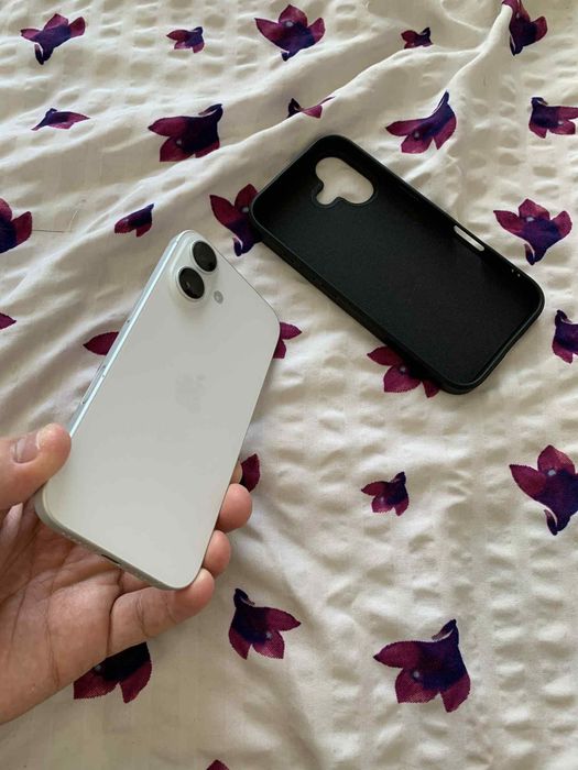 Iphone 16 нов батерия 100%