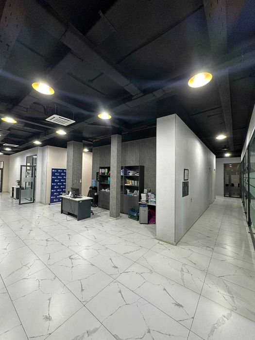Продается Нежилой помещения Сзади Пирамит Тавер,  ЖК "City Life"
