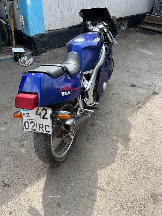 Продам Yamaha fzr 400
