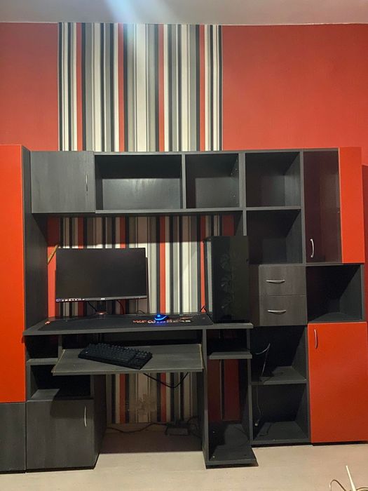 Юношеско обзавеждане за стая