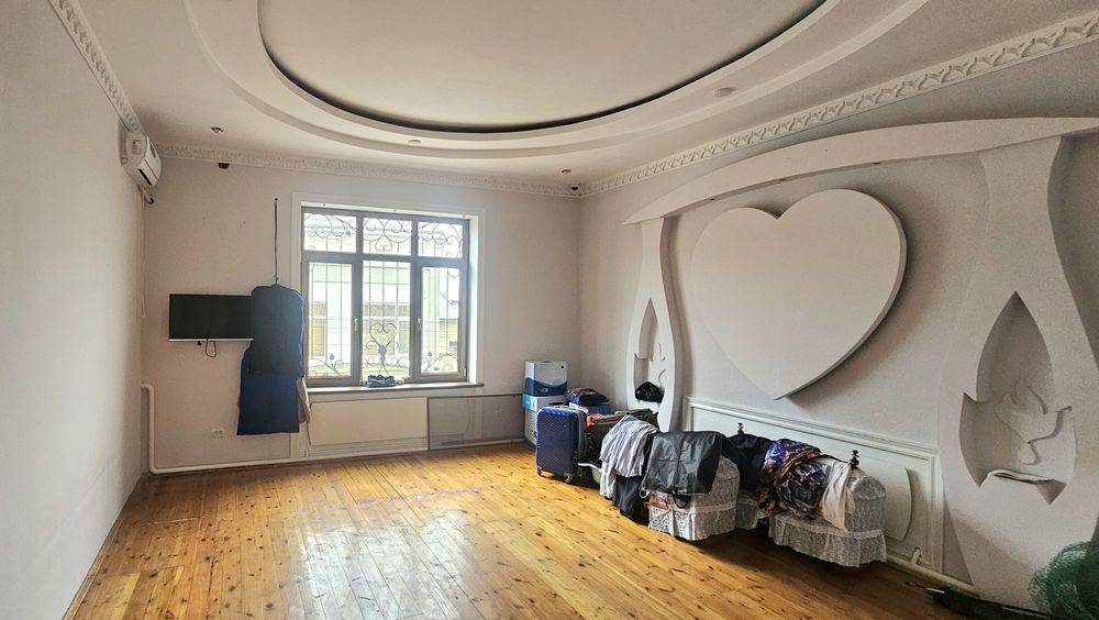 Продаётся участка 2.6 соток.