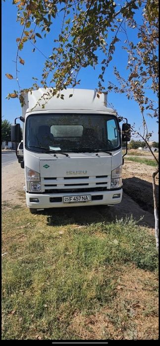 Isuzu снж sotiladi