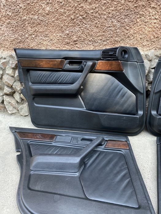 Обшивки жатая кожа на BMW e34