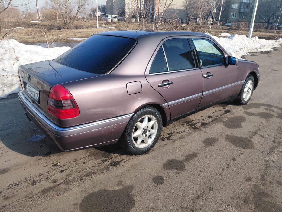 Продам живого мерса