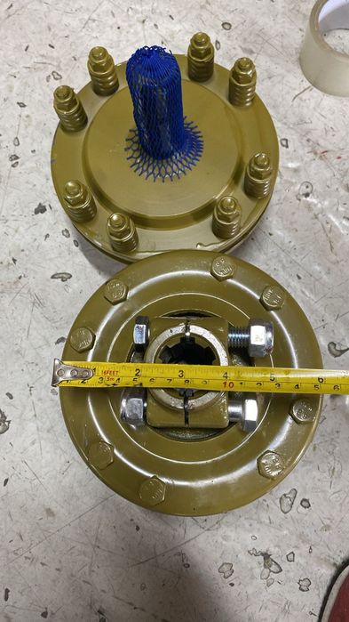 Ambreiaj universal pentru cardan z6 fi 200 și fi 180 preț 450 lei se p