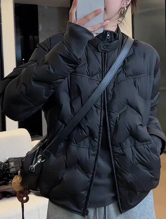 Продам демисезоную куртку,