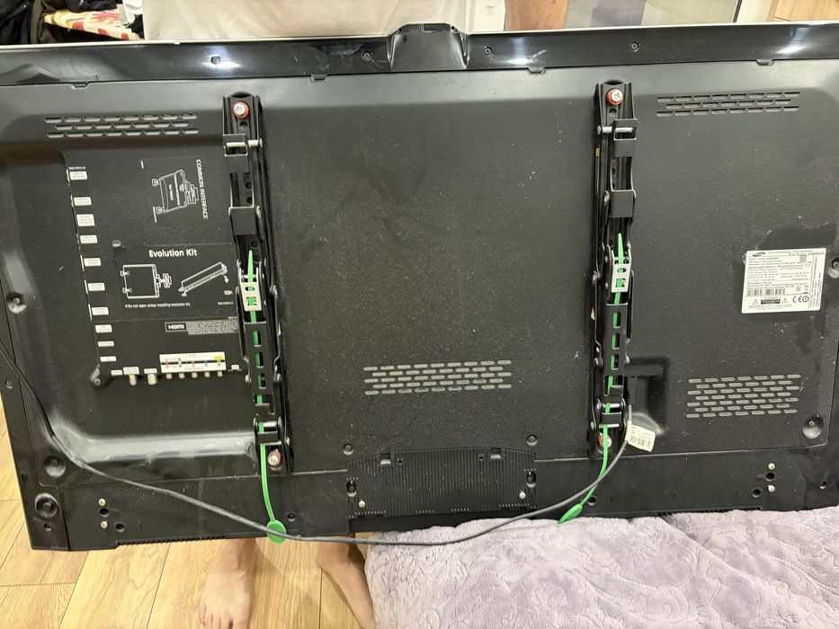 Телевизор на запчасти