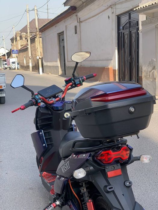 redline skuter sotiladi