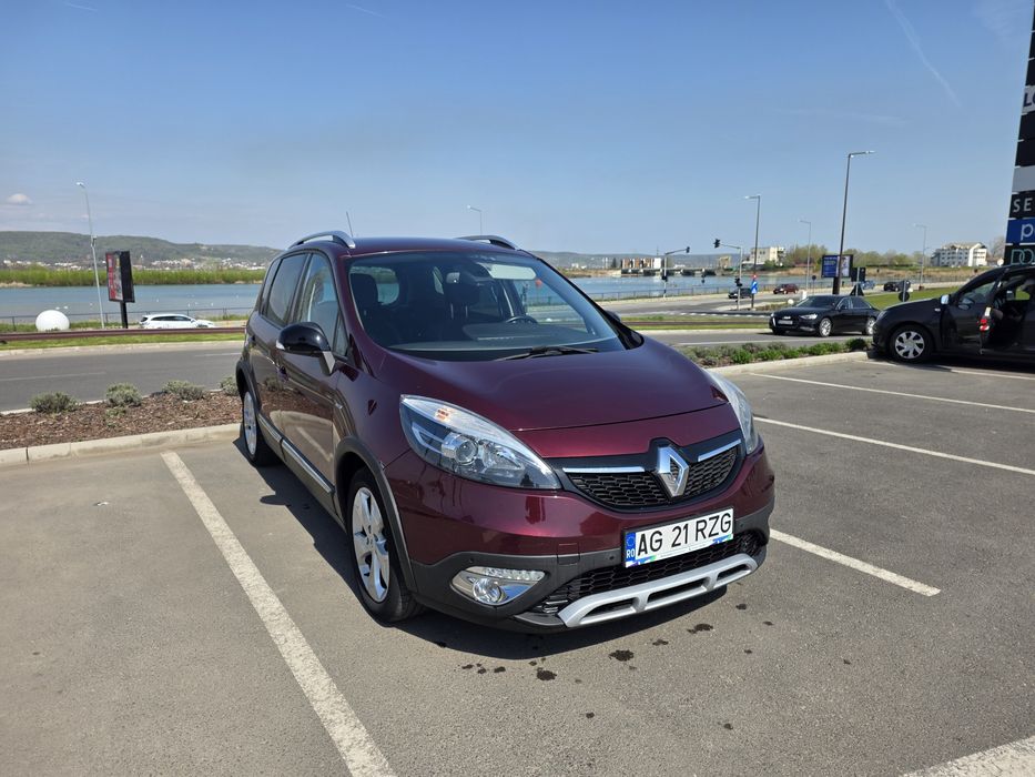 Renault Scenic 1.6 DCI 131 CP XMOD Bose