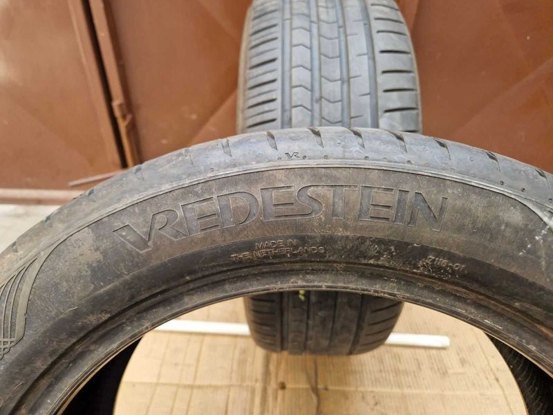 2 Vredestein R18 235/50
летни гуми
DOT1019