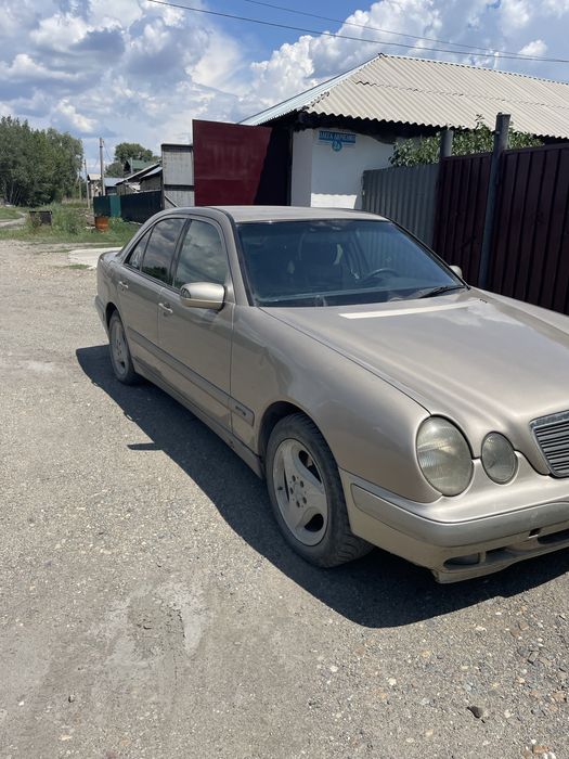 Mercedes-benz w210 E270