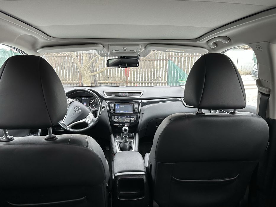 NISSAN QASHQAI TEKNA 4X4 an 2014/1.6Dci-131cp/Navi/Piele/IPanoramic!