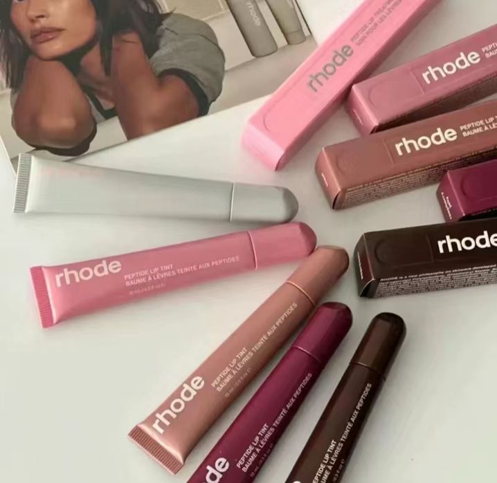 Блеск для губ, помада