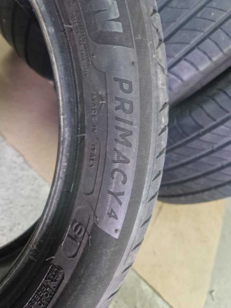 4 Michelin R17 205/50
летни гуми
DOT0120