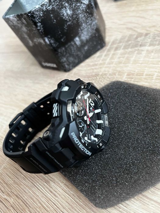 Часовник Casio G-Shock GR-B300