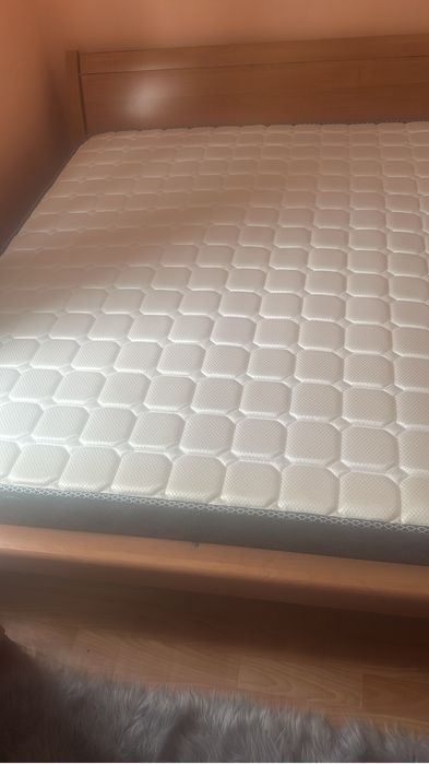 2-х спальный кровать с матрасом