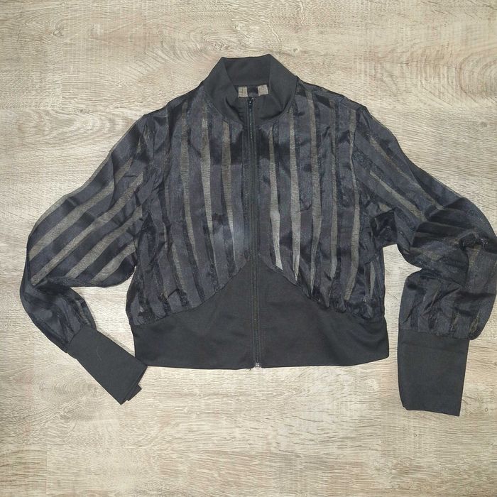 Горнище с тюлени ръкави!