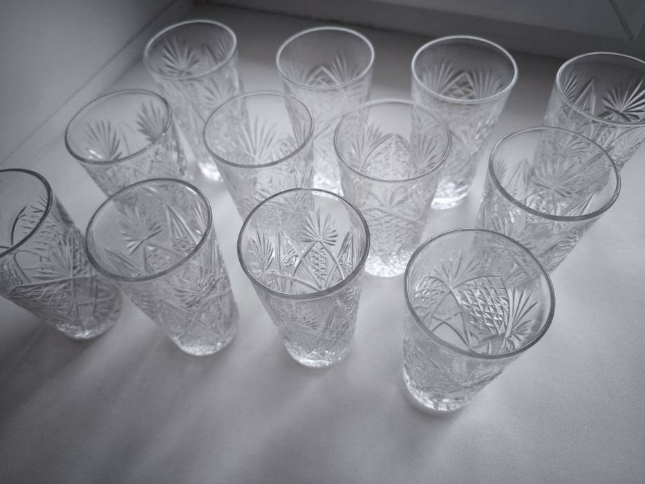 Стаканы для напитков.