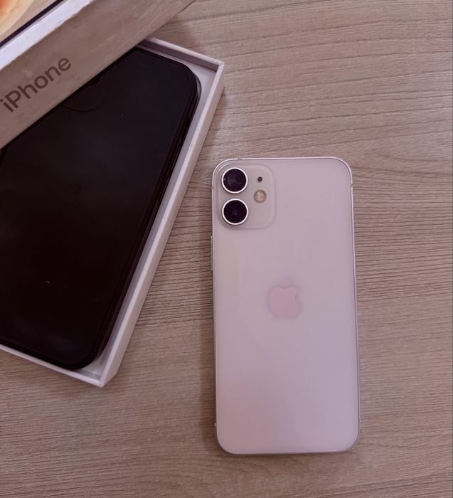 продам айфон 12 мини