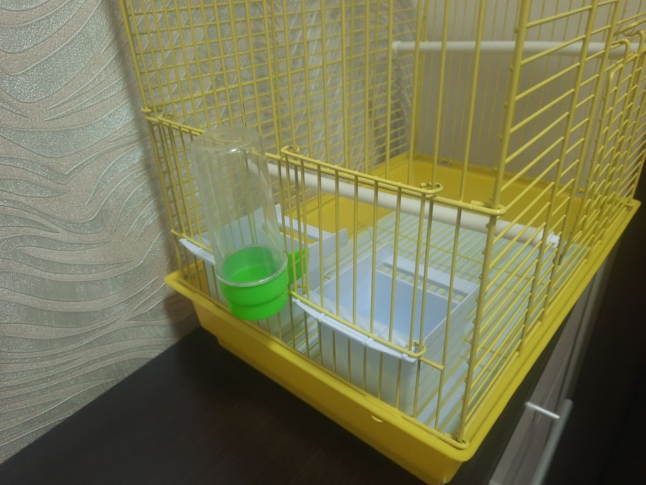 Клетка для попугая большая
