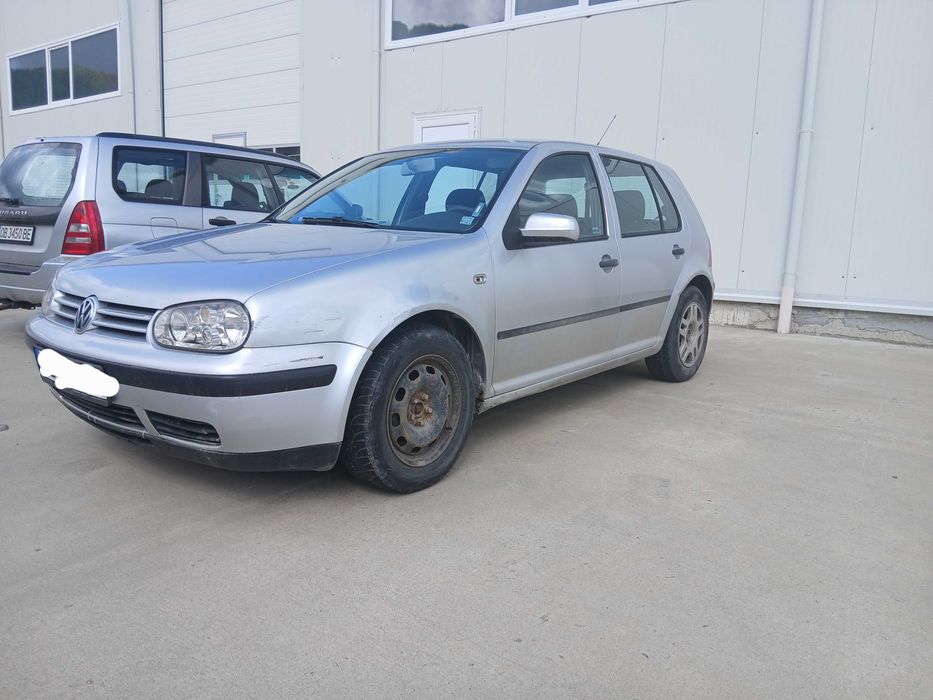 Автомобил за продам