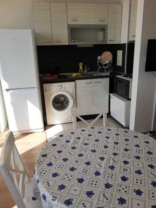 Дава се под наем Едностаен апартамент в Бургас, Сарафово - 46 кв.м за 156.06 € - Снимка #1