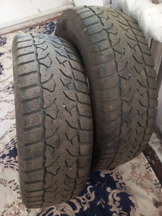 Продам резину 195/65/15