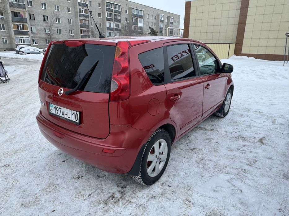 Ниссан ноут автомат