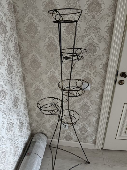 Подставка для цветов