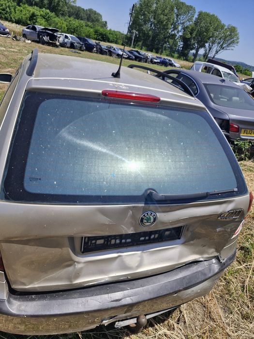 Luneta skoda octavia 2 combi an 2008