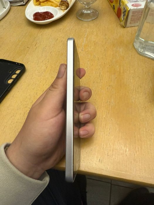 Samsung A36 продам в новом состояний,